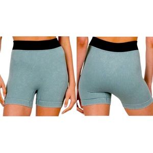 NEW Blue Grey Ribbed Washed Colored Seamless Bike Shorts Size L/XL